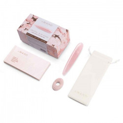 Массажер Le Wand Crystal Slim Wand из розового кварца Массажер Le Wand Crystal Slim Wand из розового кварца